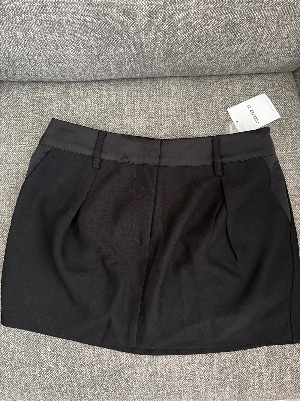 Forever 21 Black Women's Mini Skirt - Pleated Front